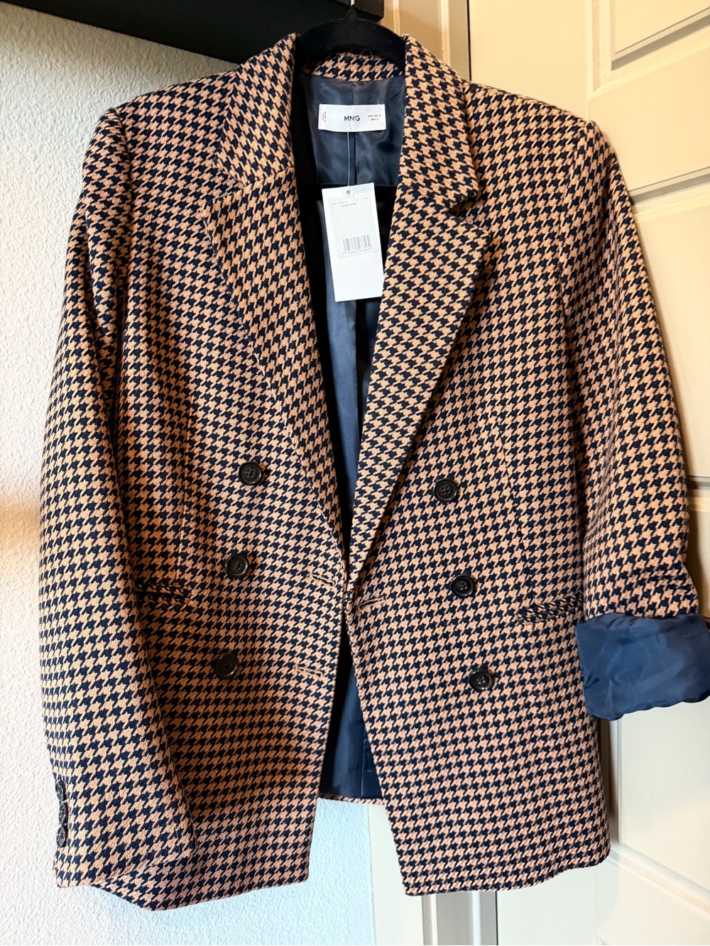 Mango Double-Breasted Houndstooth Blazer in Tan & Navy